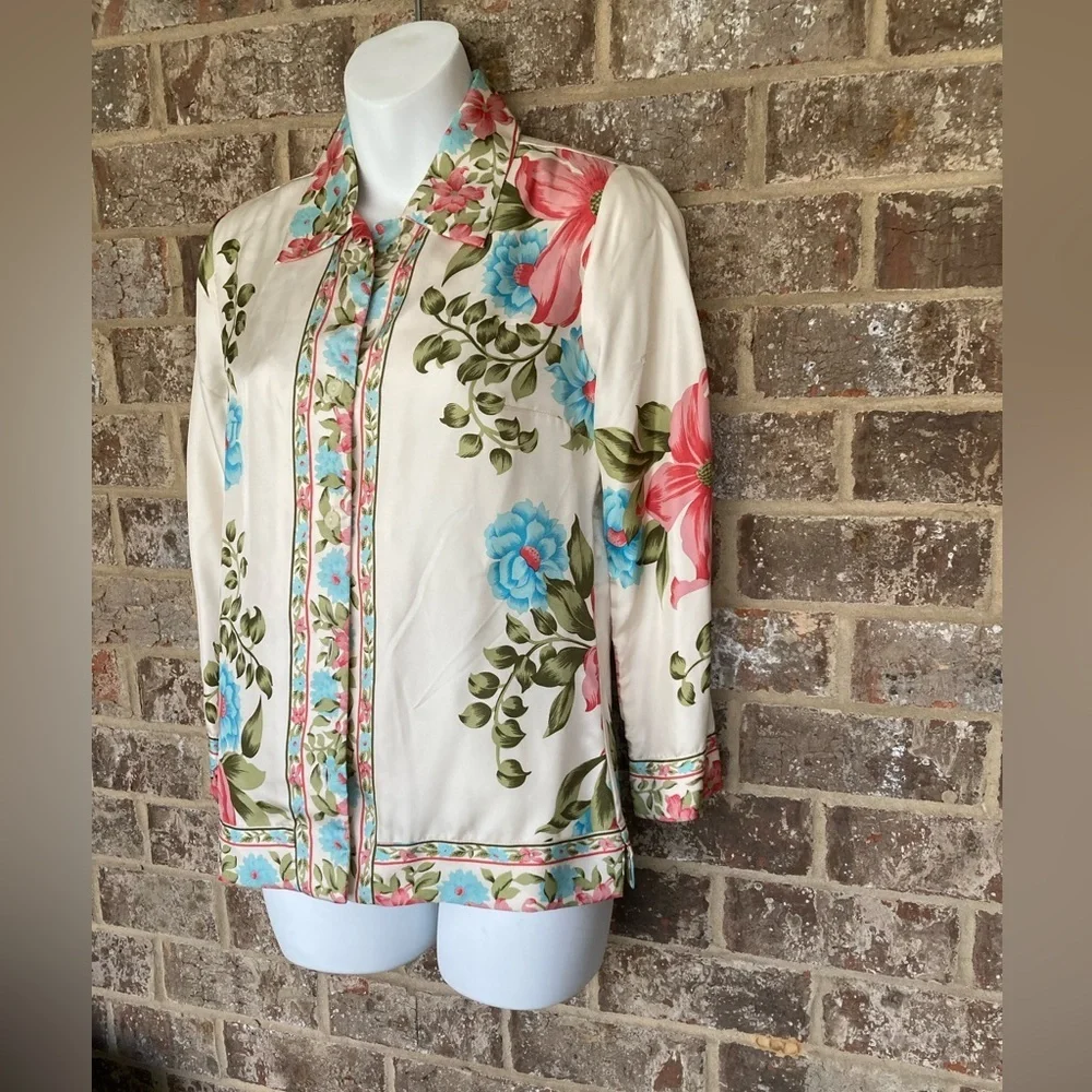 Plenty  silk floral printed blouse NWT Size Petite Small Flaw Vintage